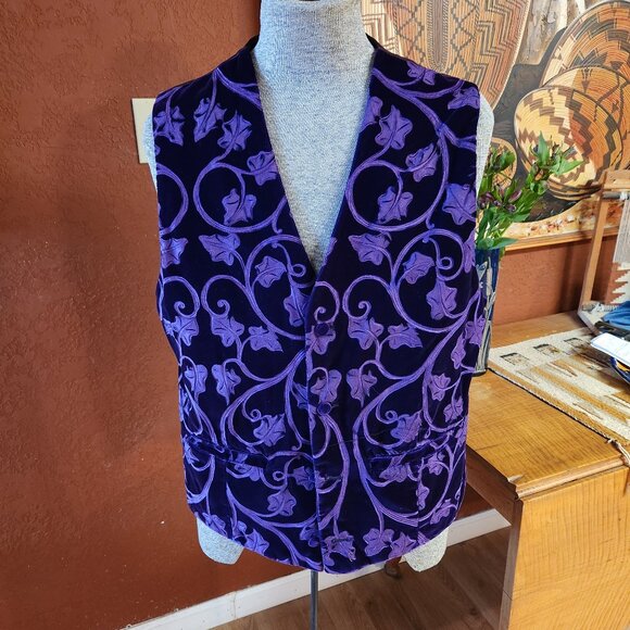 Soel Other - Man's Soel XL Purple Ivy Leaf Pattern Vest 100% Rayon Velveteen